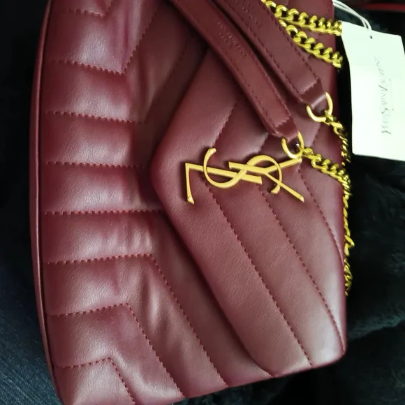 Leather Quilted Monogram Small  NEW BURGAndy Firm Last Offer As Is - Picture 2 of 8